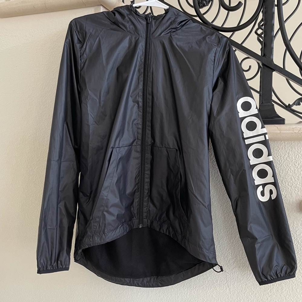 Adidas Active Windbreaker